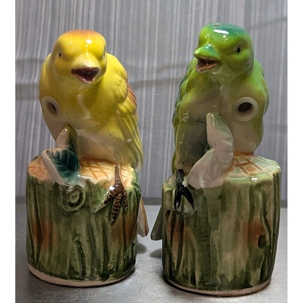 Commodore‎ Japan Vintage Yellow & Green Canary Salt & Pepper Shaker Noisemakers